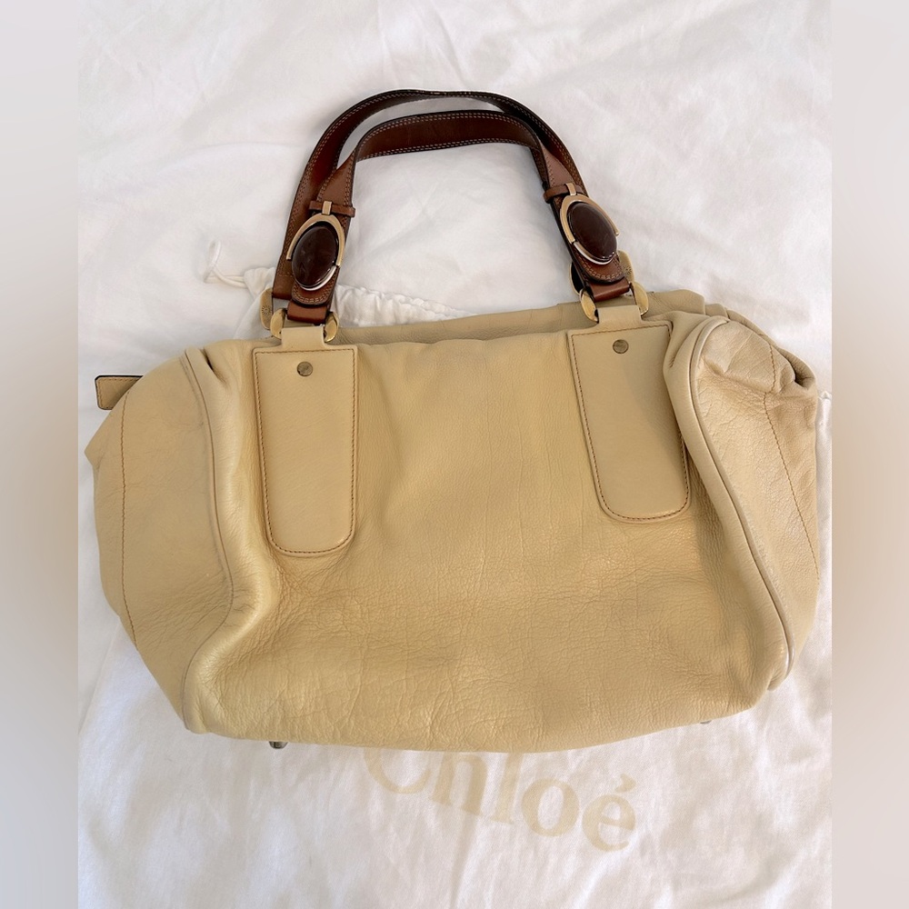 Unique Chloe shoulder/handbag in yellow/butter color